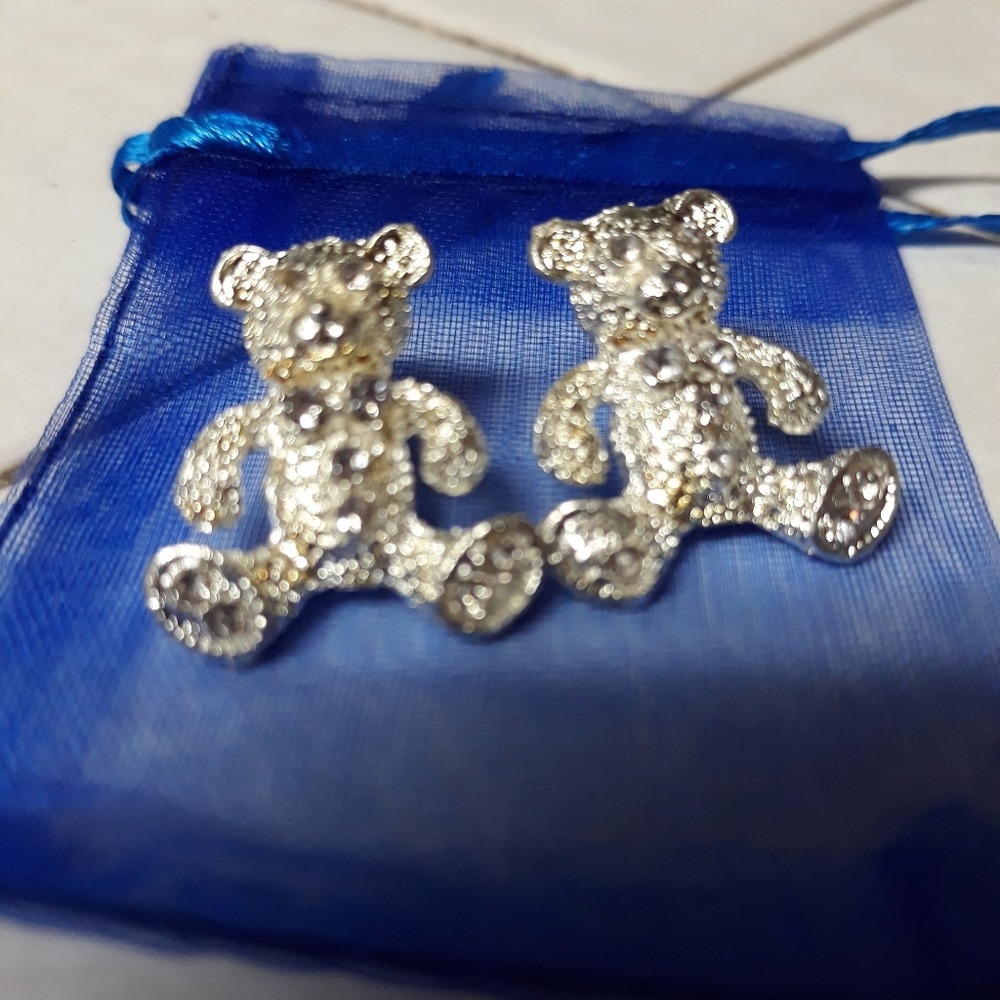 Cute earrings